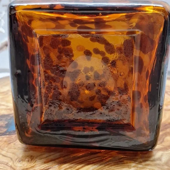 #ACT Amber Ruffled Top Glass Vase - Picture 4 of 6